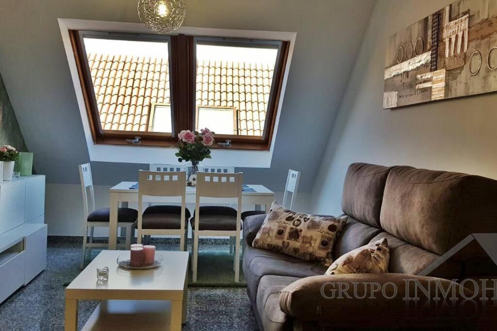 Atico Del Sol Apartment ฟูเอนฮิโรลา ภายนอก รูปภาพ